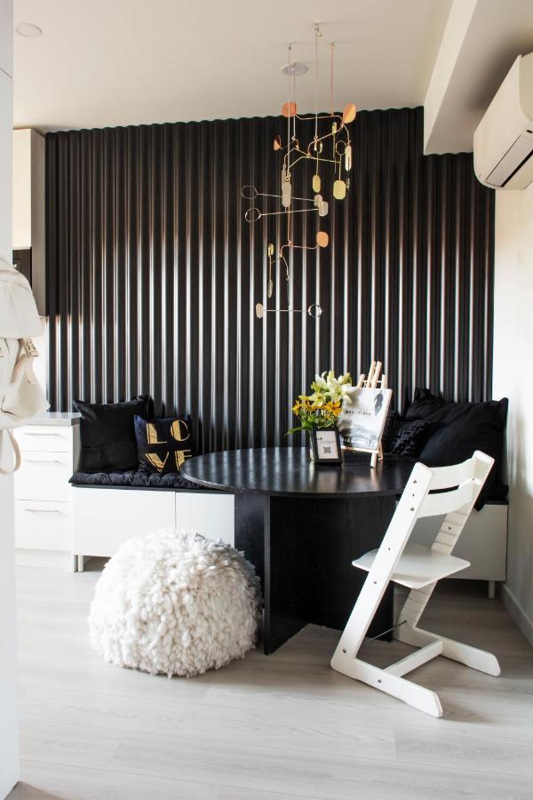 Light Room By Zoom Apartments บราติสลาวา ภายนอก รูปภาพ