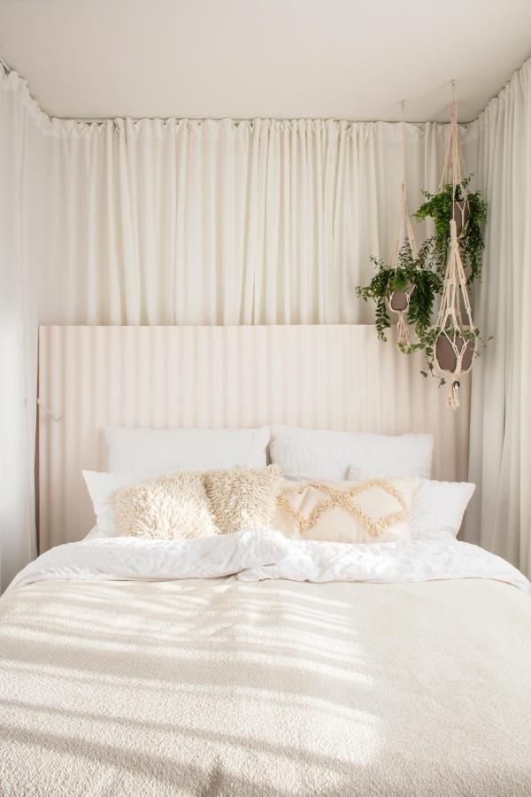 Light Room By Zoom Apartments บราติสลาวา ภายนอก รูปภาพ