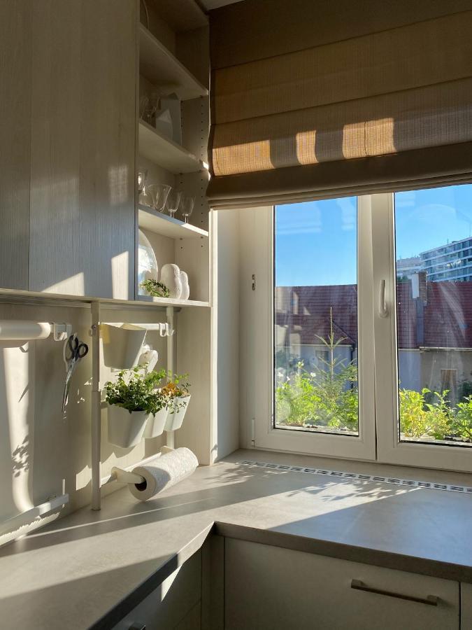 Light Room By Zoom Apartments บราติสลาวา ภายนอก รูปภาพ